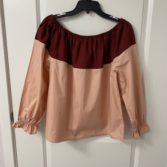 Hayden Los Angeles Two Tone Off Shoulder Long Sleeve Top. Multicolor. Large - Picture 1 of 7
